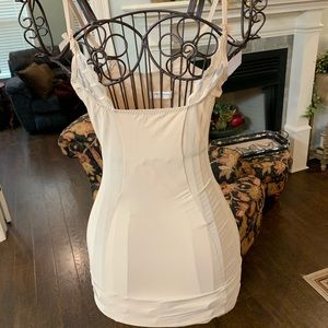 Prima Donna Twi5t slip with with tight control.